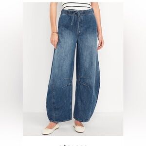 High-Waisted Pull On Barrel Jeans